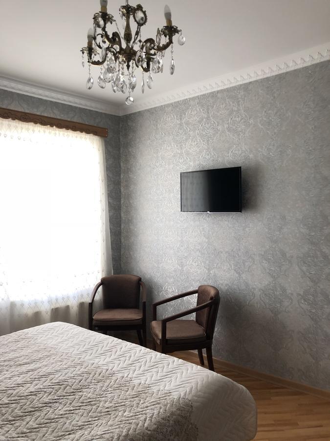Guest House Tasunia Kutaisi Zewnętrze zdjęcie